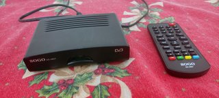 Proyector LED Excelvan y Cables con regalo TDT