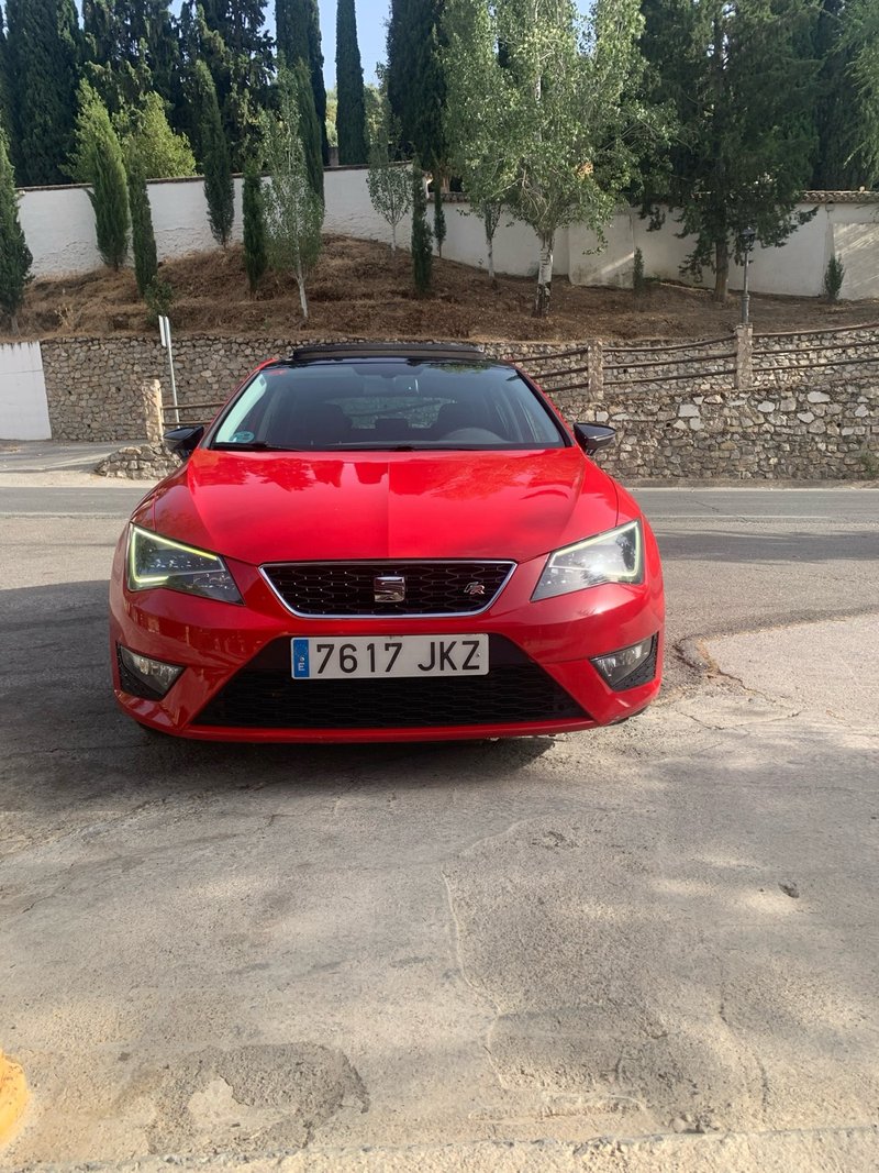 SEAT Leon FR - foto 1