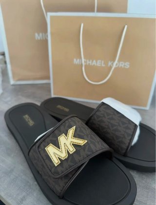 Chanclas Michael Kors Marrón y Dorado