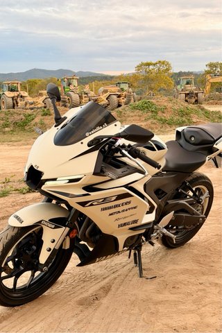 Yamaha R3 2025