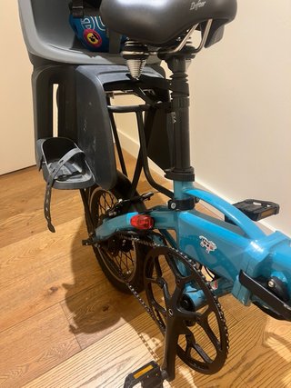 Bicicleta Free plegable con silla para niño