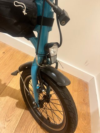 Bicicleta Free plegable con silla para niño
