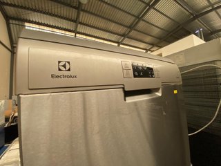 Lavavajillas Electrolux