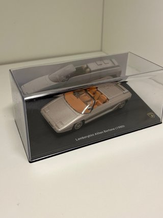 Lamborghini Athon Bertone 1/43 Altaya