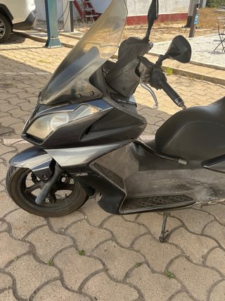 Kymco Super Dink 300i – 2012 – 33.000 km