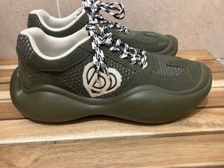 Desigual Zapatillas Verde Talla 40 Oversize