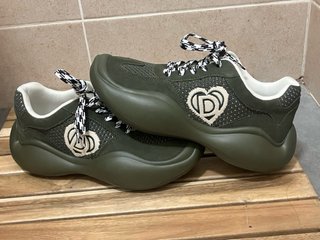 Desigual Zapatillas Verde Talla 40 Oversize