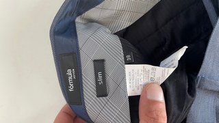 Traje azul grisáceo