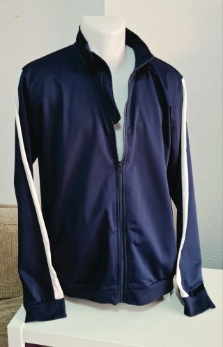 Chaqueta deportiva azul y blanca Talla M