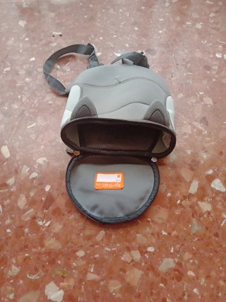 Mochila infantil gato gris y blanco