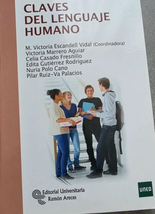 Lote de nueve libros sobre civilización y lengua.