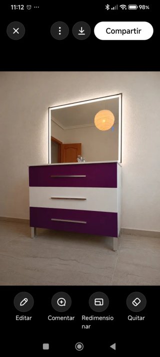 Mueble  lavabo blanco, espejo con luz  y antivaho