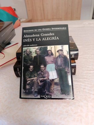 Inés y la alegría