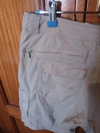 Pantalón corto  beige