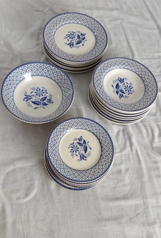 Lote Porcelana Sevilla Azul y Blanco