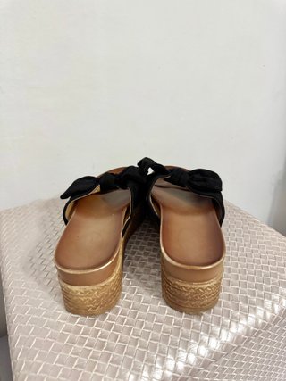 Sandalias Shein con lazo negro