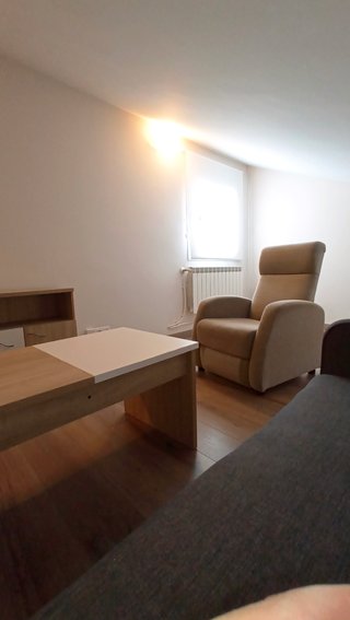Apartamento-Ático, amueblado, 1 habitación.