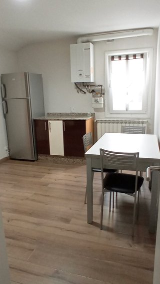Apartamento-Ático, amueblado, 1 habitación.