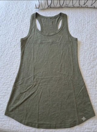 Vestido camiseta verde