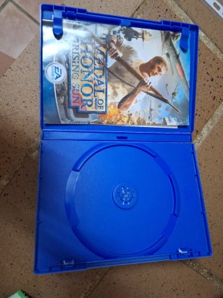 Caja original PlayStation 2 - Medal of Honor: Risi