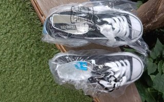 Zapatillas Mustang Negras Talla 39 Nuevas !