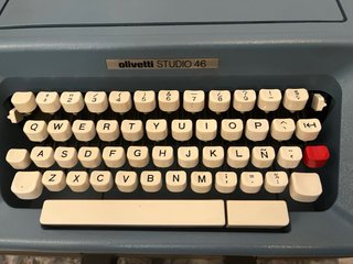 Máquina de escribir Olivetti
