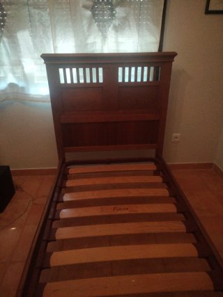 Estructura de cama con somier