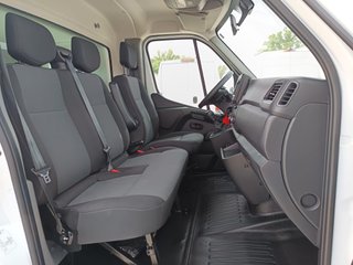 Renault Master 2.3 CHASIS CAJA CERRADA TRAMPILLA