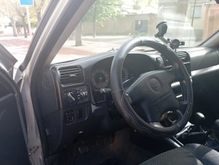 Opel Frontera 2002