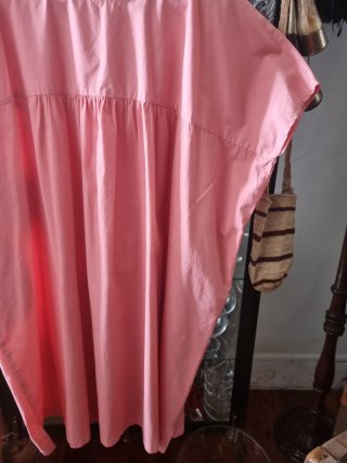 Vestido rosa oversize