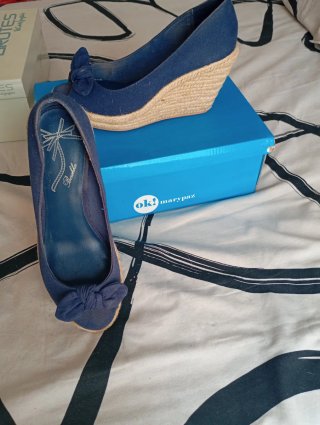 Sandalias cuña Marypaz azul
