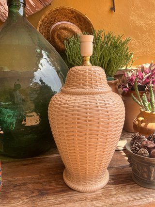 Lámpara Manises estilo mimbre beige