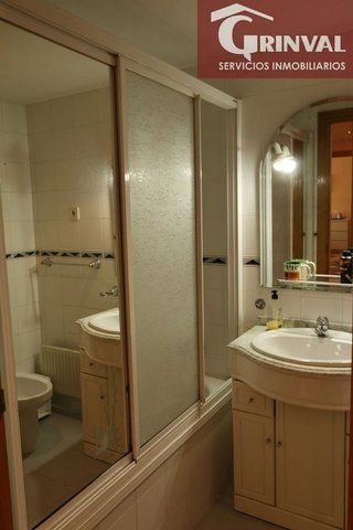 Piso en venta en Valderas - Los Castillos en Alcorcón