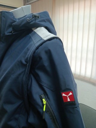Parka azul marino talla M desmontable