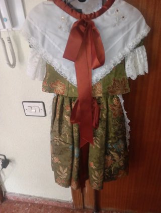 Vestido de fallera 5-6 años
