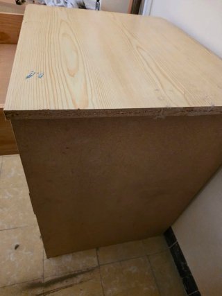 Cómoda de madera