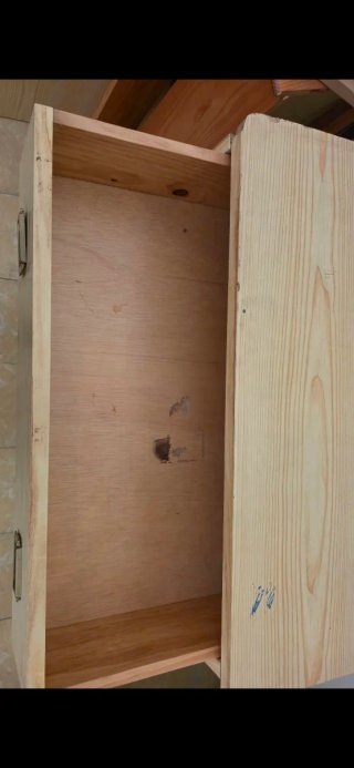 Cómoda de madera