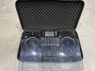 Pioneer DJ XDJ-XZ + Bag + Decksaver