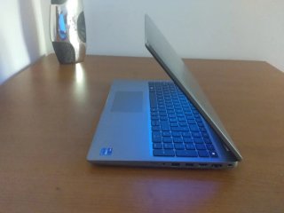 Portátil Dell Precision 3581