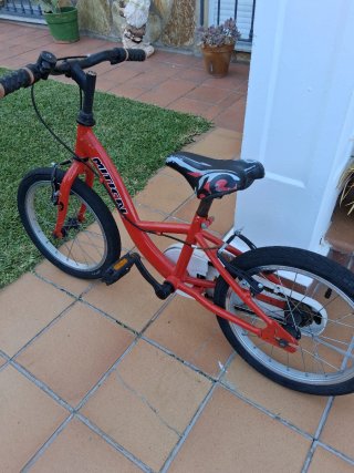 Bicicleta Infantil Roja