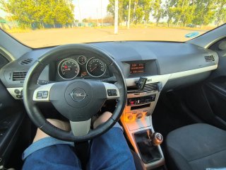 Opel Astra 2007