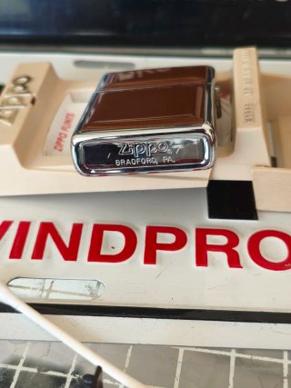 10 Zippo Ultralite Vintage