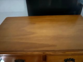 Cómoda de madera marrón