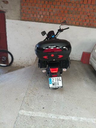 Kawasaki Vulcan S Negra