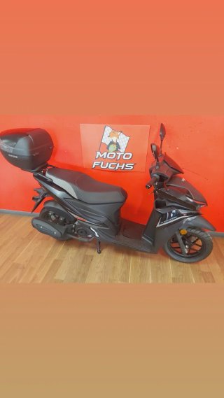 QJ Motor 50 CC Scooter Negro/Gris