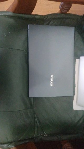 ASUS Zenbook Core i7 10gen 16GB RAM 256GB SSD 14