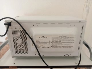 Microondas SAREBA blanco