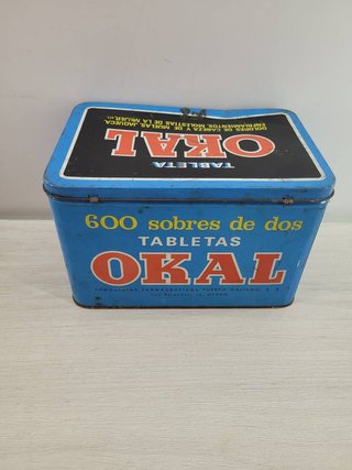 LATA VINTAGE DE CHAPA OKAL