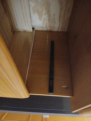 Cajonera de pino macizo