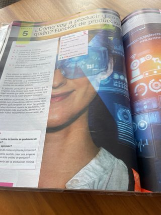 Empresa y diseño de modelos de negocio 2o Bachi...